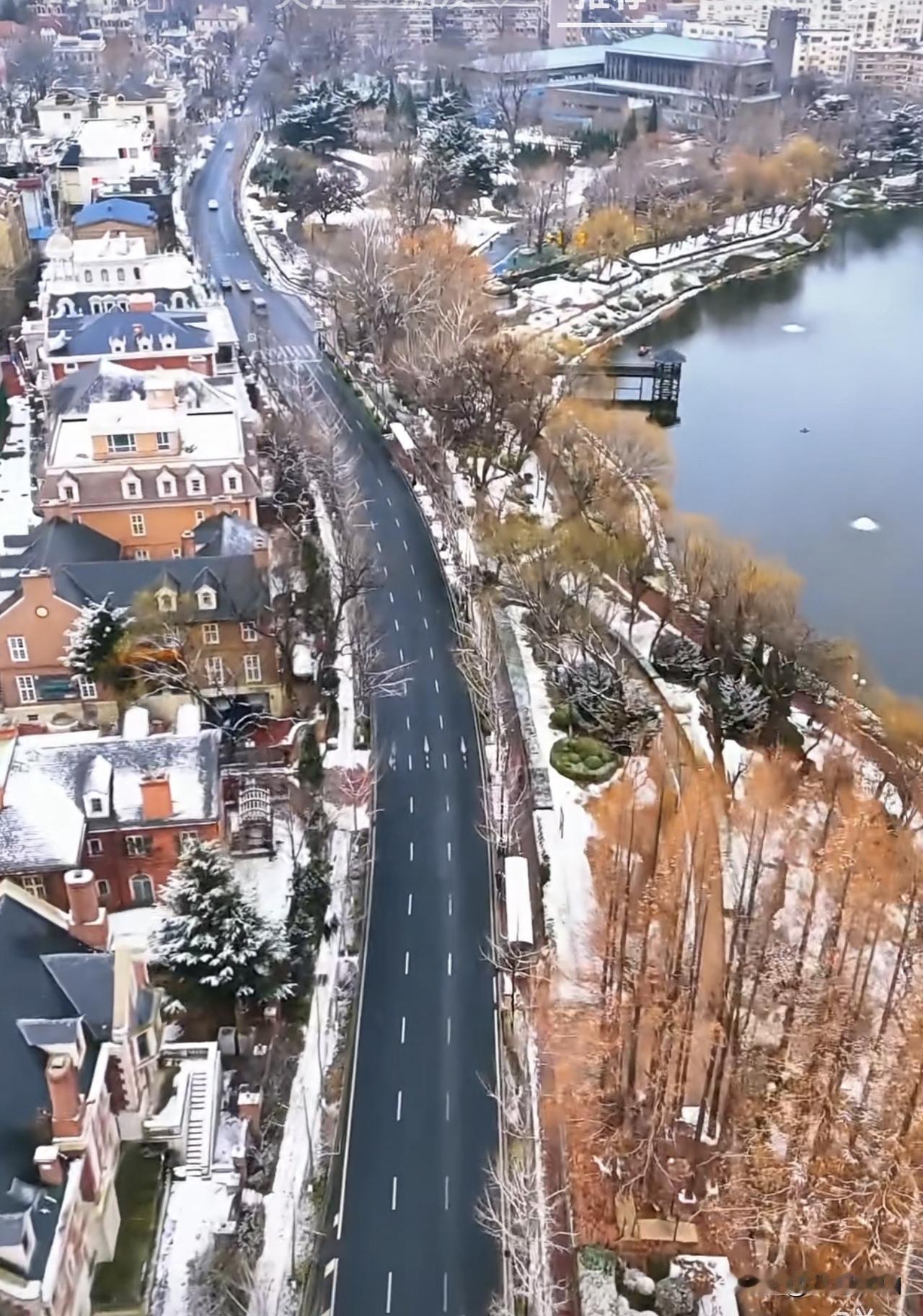 今儿聊个扎心的话题：单位的事和家里的事，到底哪个更重要？

说句心里话，这问题真