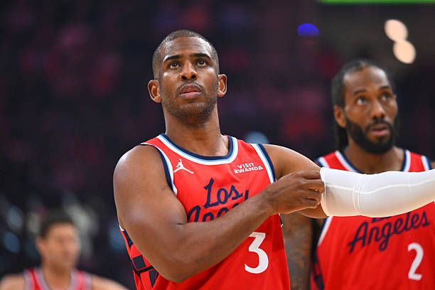 克里斯保罗？！此刻的快船在亚特兰大，准备客场比赛。 