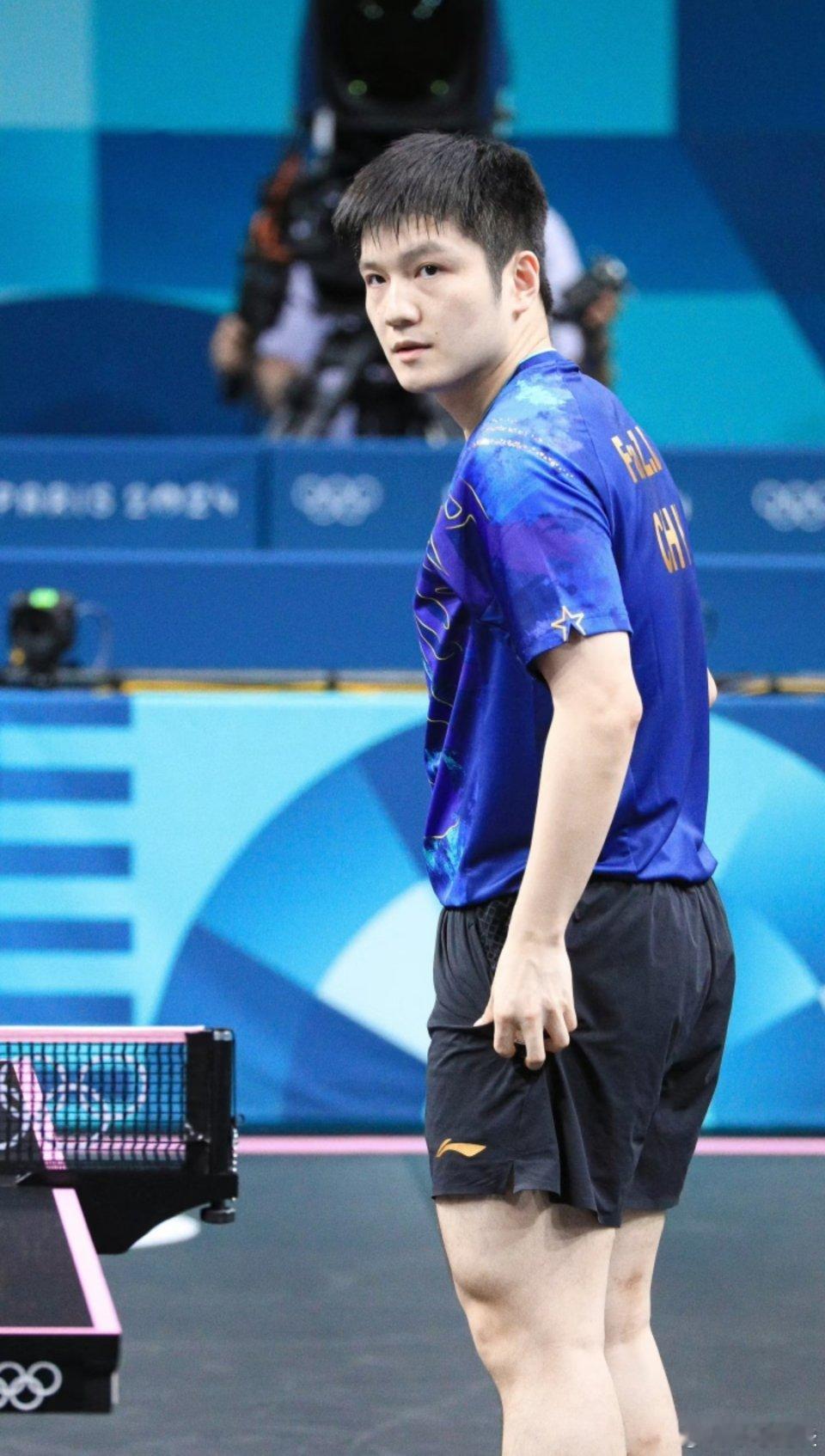 第十五届全运会乒乓球成年组今日赛程男女单1/4晋级赛上午10:451号桌：陈幸同