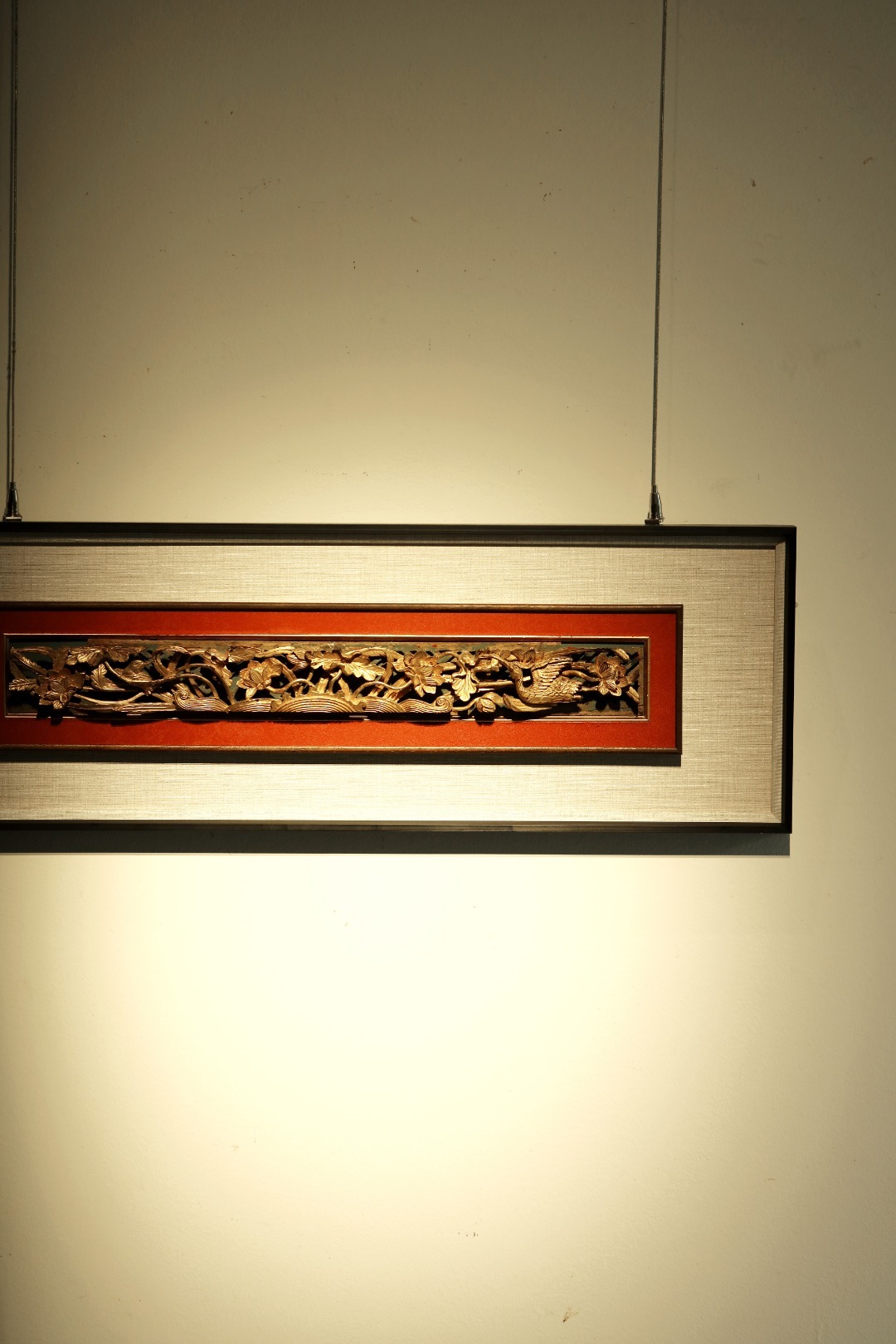 老花板【一路连科】鎏金挂屏取清代老花板，古韵新作“花鸟图”，古朴温厚，楠木立体浮
