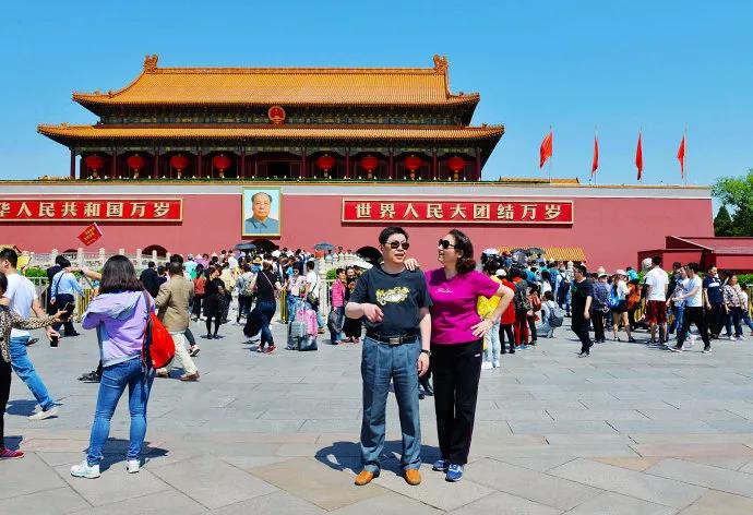 全国旅游收入前十强城市（2024）

第一名：北京（首都，6722.4亿）

第