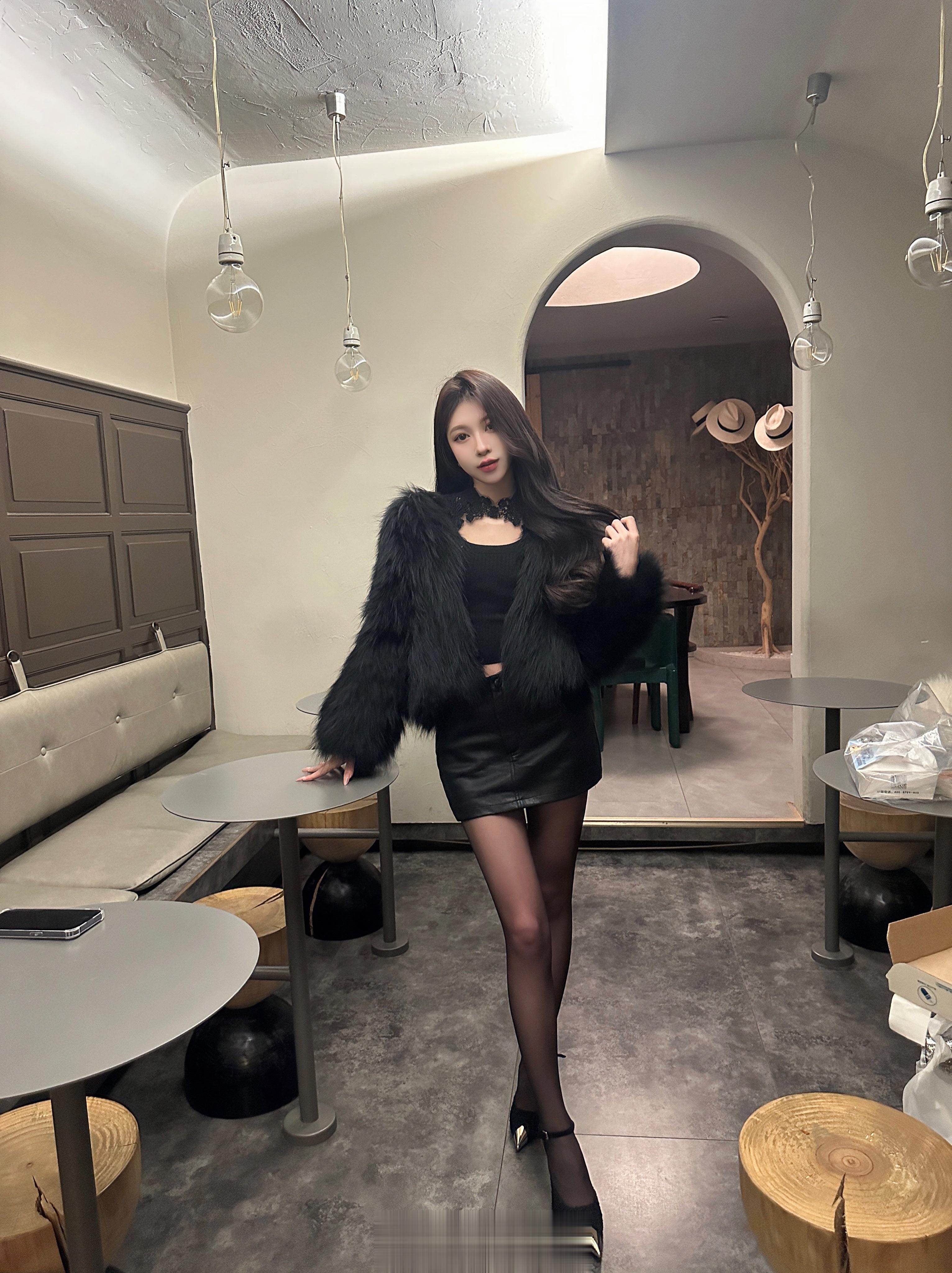 好久不见的风格我好像还是比较适合纯纯的 ​​​