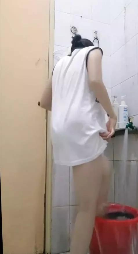 技术总监私自变卖集体专利，因情人内讧败露，最终锒铛入狱（故事演绎）
 
染料均衡