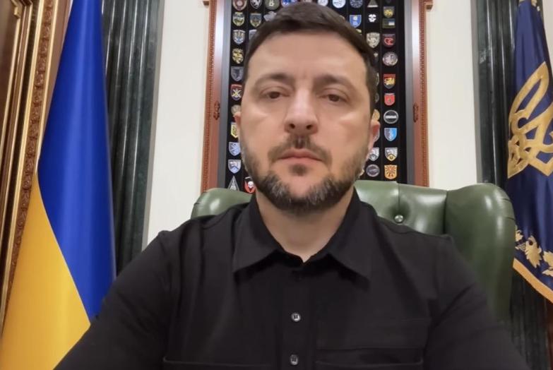 泽连斯基已步入绝境，乌克兰人如果不太笨的话，就应该尽快驱除泽连斯基出境，选出一个