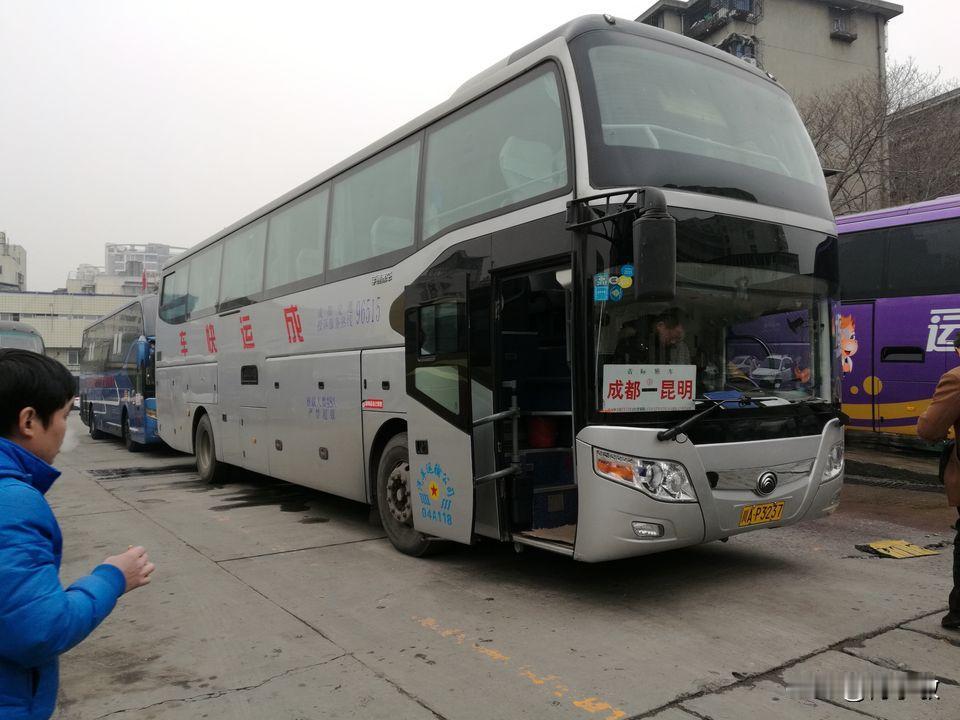 四川成都市曾经的省际长途线路（一）
成都—乐清
成都—垫江
许昌—成都
成都—忠