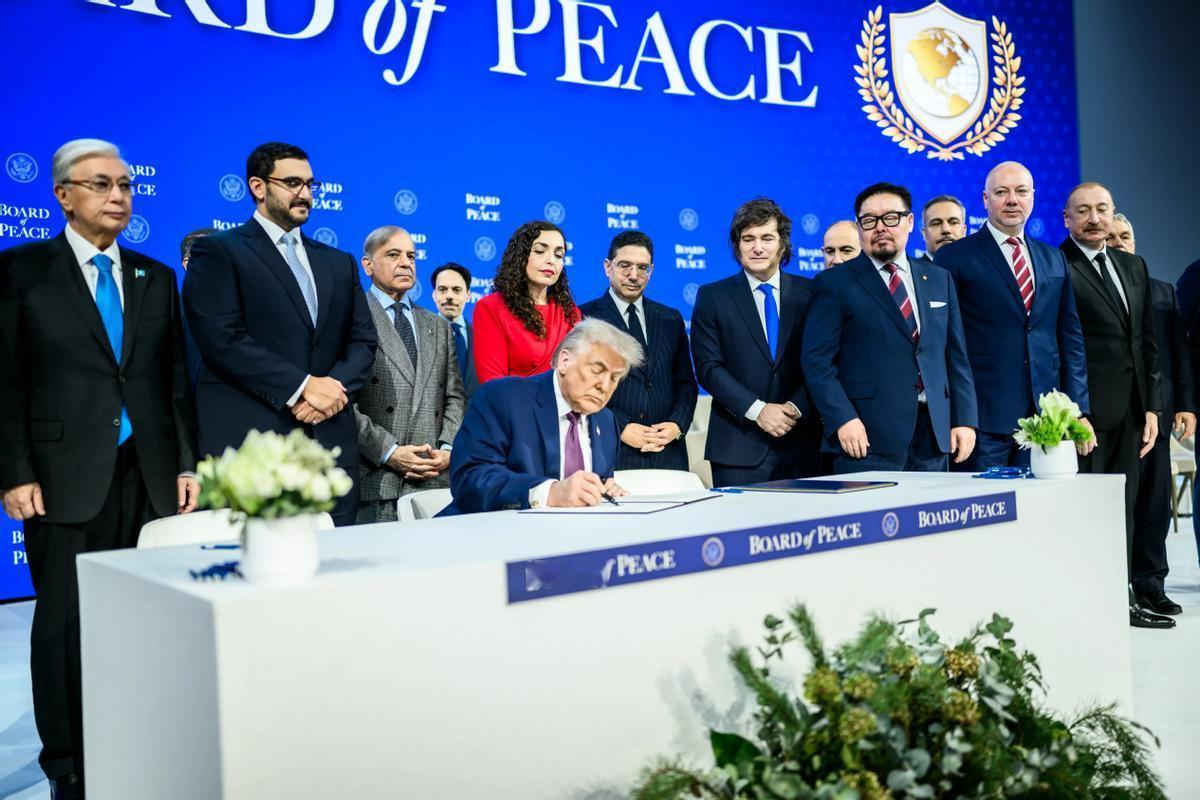特朗普一改往日的表态风格，在20206念月26日德采访中谈及中国时，少了以往的尖