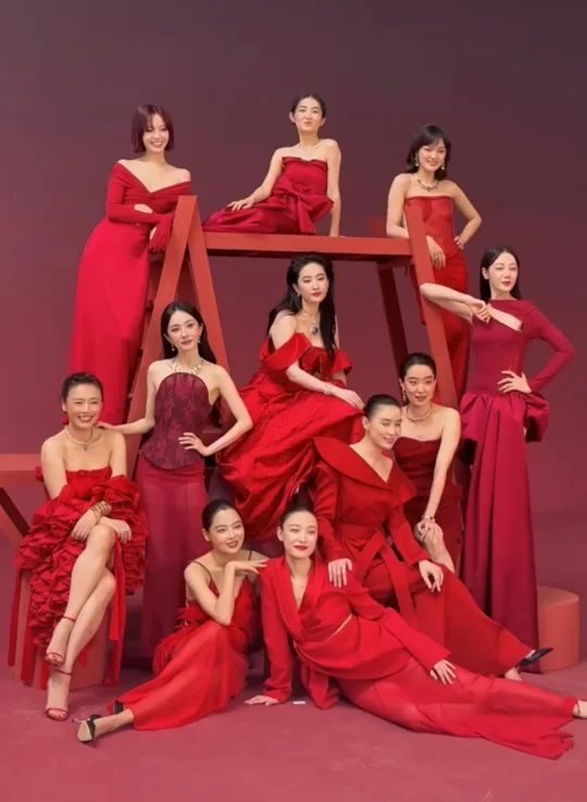 撞红的高级感，好喜欢啊～～～