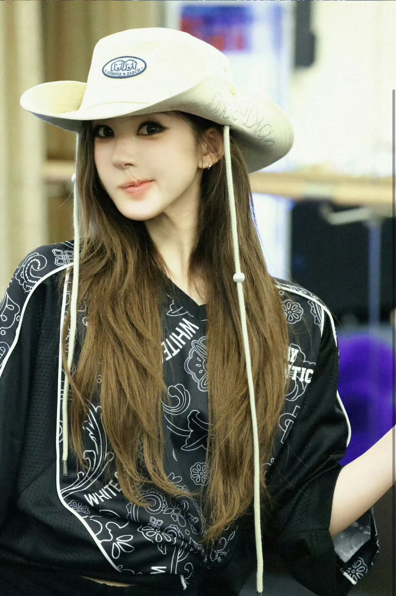 露儿这烟熏妆真的好美啊有人懂我吗🥺 
