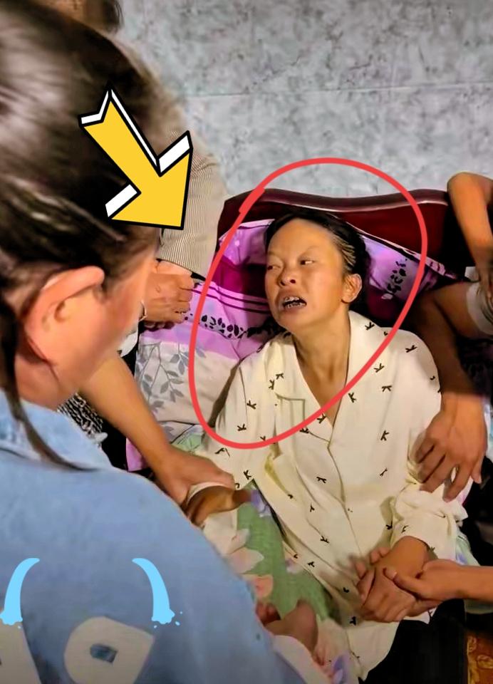 杨玉敏走那天，嘴巴都没合上，34岁，先天性心脏病，医生说微创手术能保命，可万把块