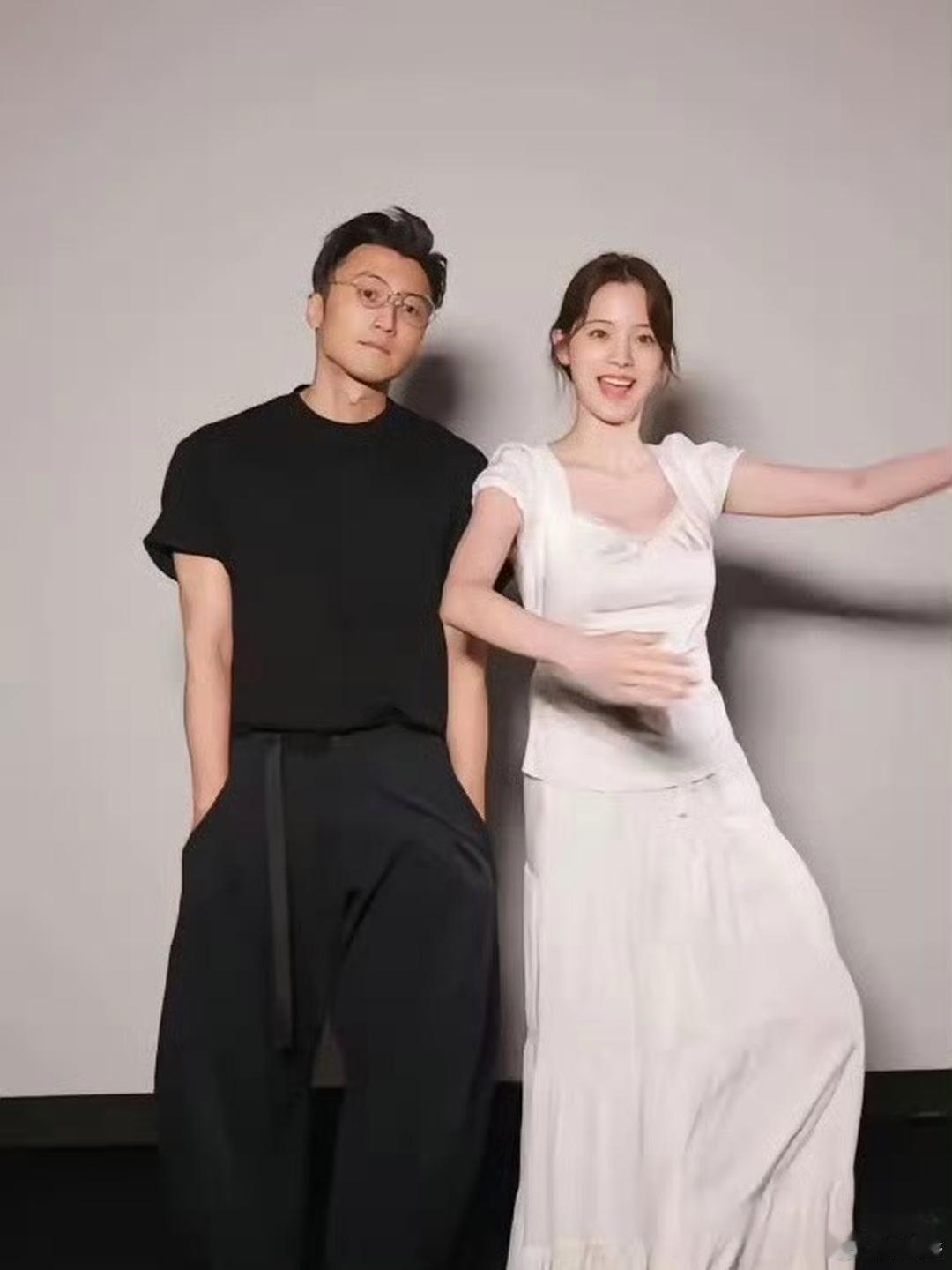 谢霆锋这个行为真的是做到了，让另一半放心啊！ 