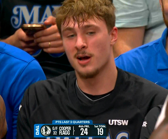 老詹看着弗拉格满眼是当年的自己是的，今年41岁，你已经老了 