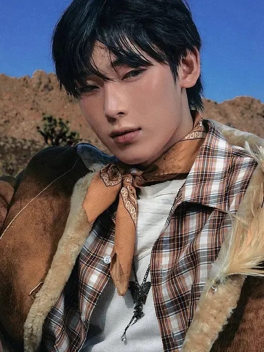 金善禹真的很有古典美人的风韵 完全是男狐狸精吧？ 