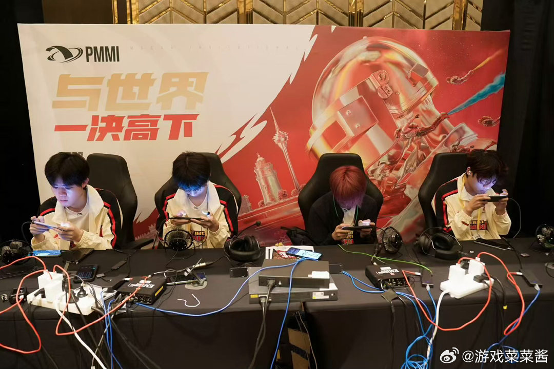 PEL集合向澳门进圈代表赛区顶尖实力的队伍齐聚澳门，迎战全球各路高手，全力冲击世