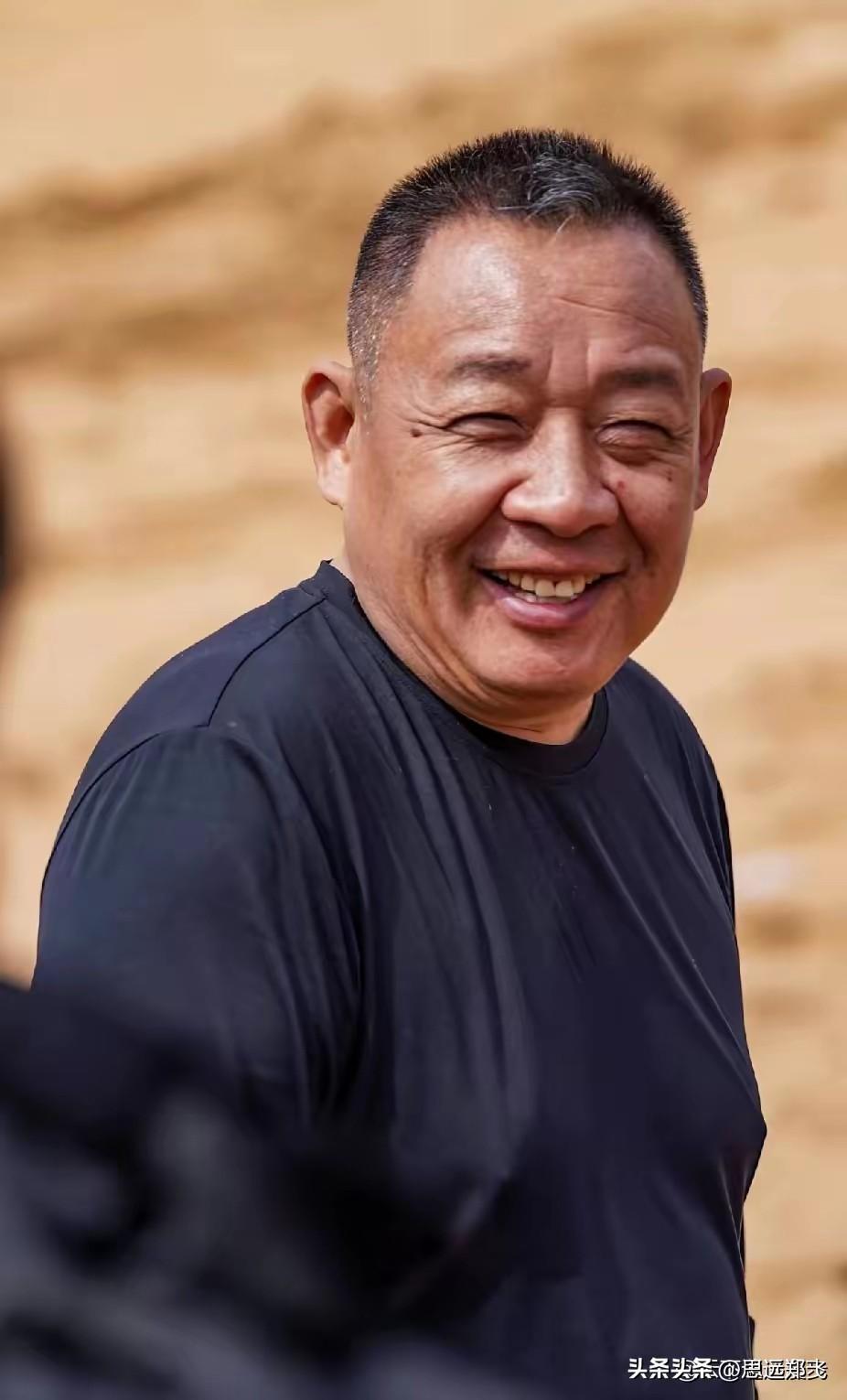 胖东来招聘启事发出45分钟
900个岗位一抢而空
而且还是研究生抢的，我儿子说他