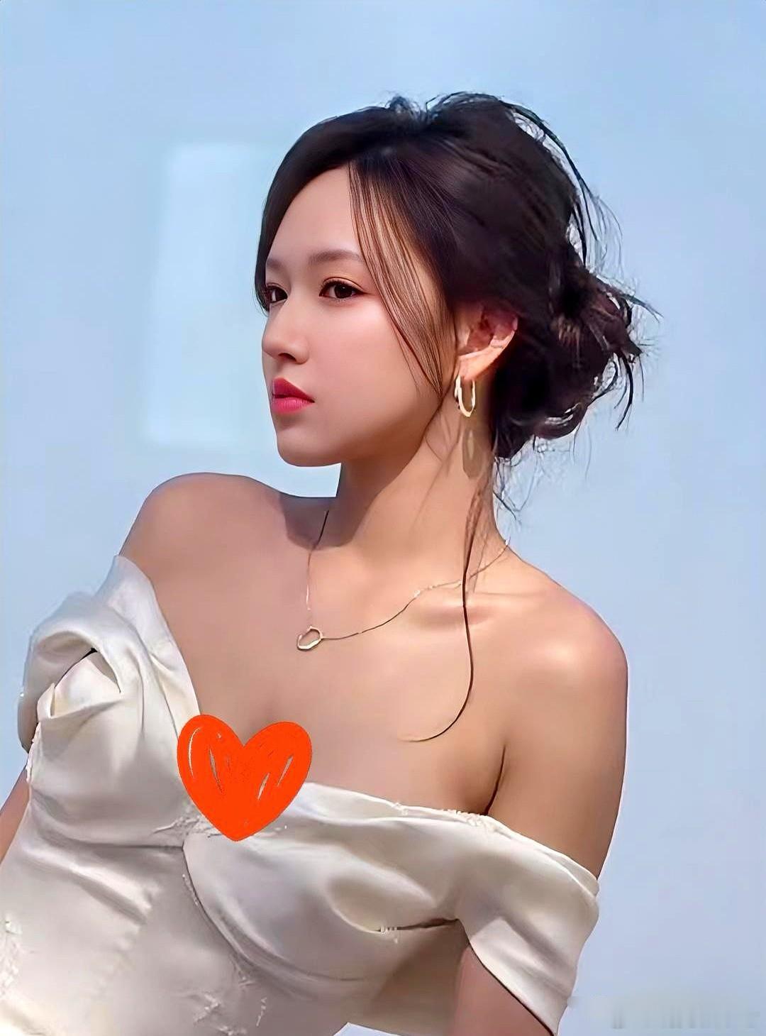 不得不说！程潇这个女生一点也不简单，说她给所有未婚女性好好上了一课都不为过，因为