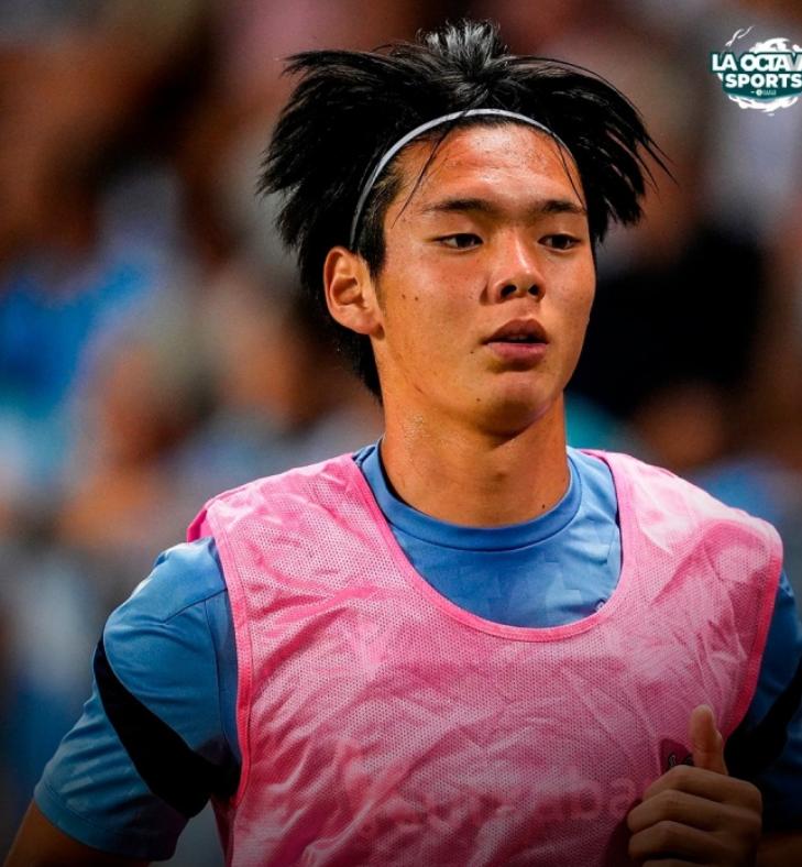 日本后卫在西乙赛场遭受种族歧视，被骂该死的中国佬...
很多人觉得小鬼子是躺枪了