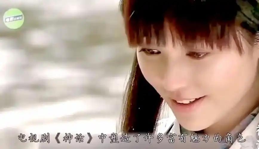 我十分喜欢听金莎唱的歌。她的歌声甜美清澈，情感表达细腻动人，许多作品都给人留下了