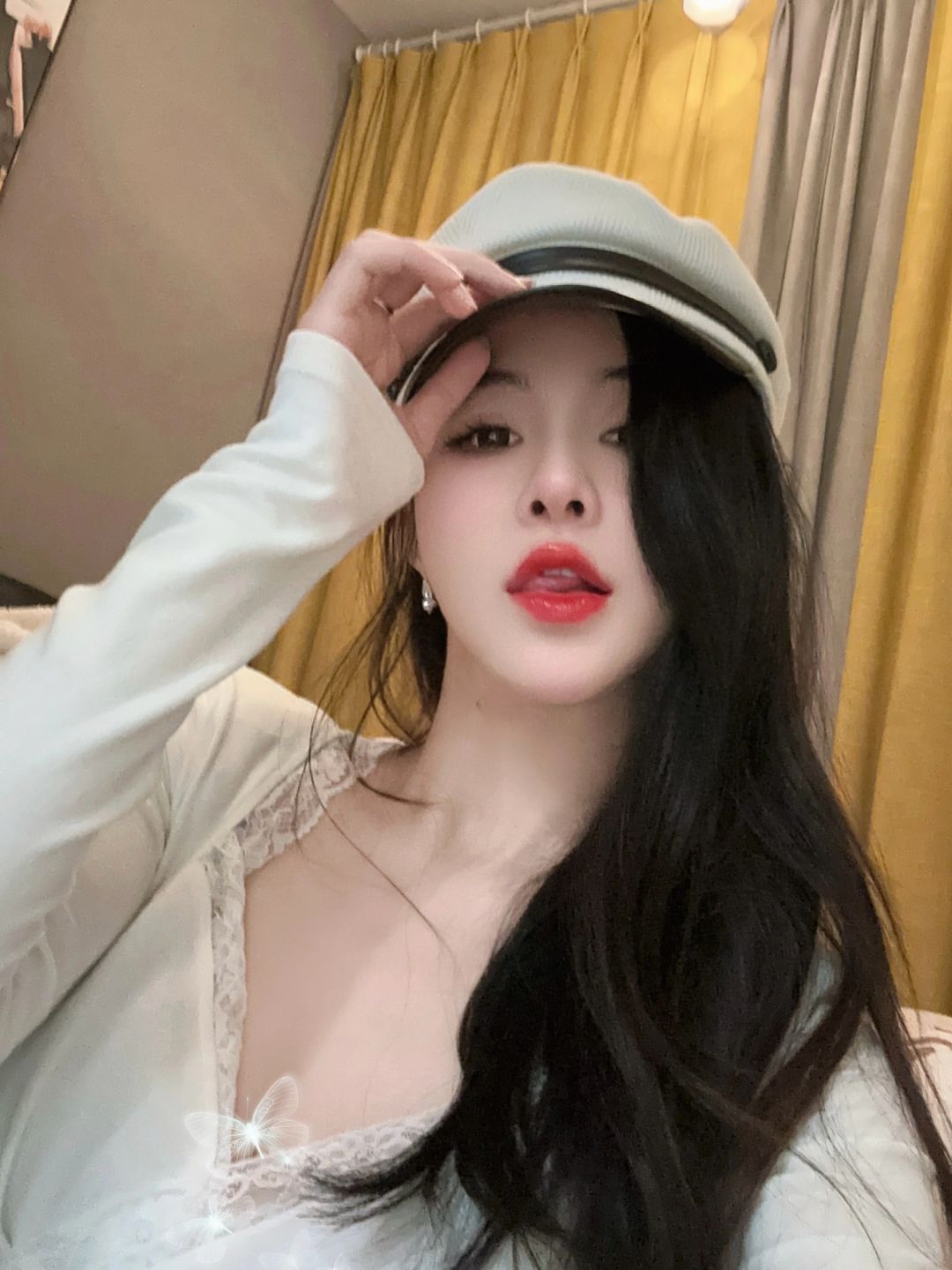 年少不知姐姐好