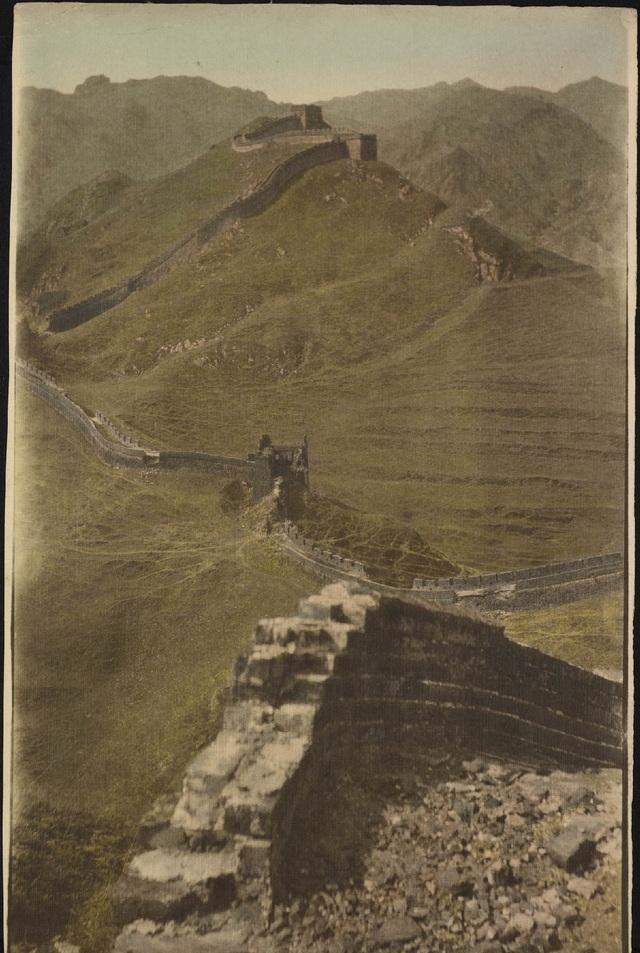 1910年北京老照片
长城 
长城 
长城 
玩水车的小孩子们 
北京街头 旗人