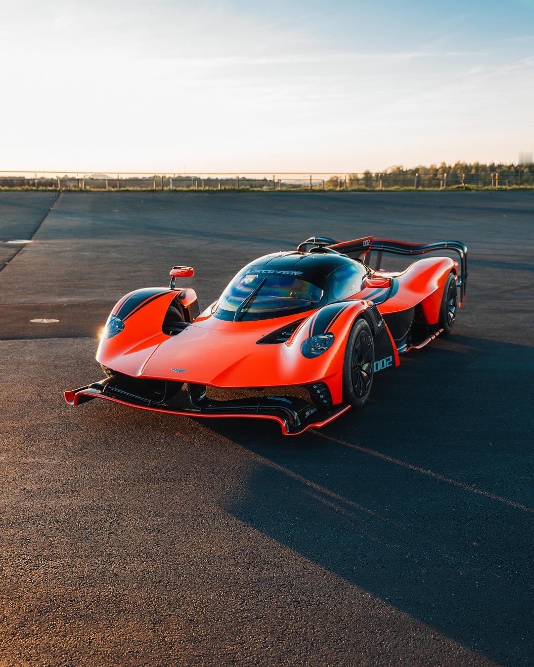 阿斯顿·马丁Valkyrie AMR Pro，最初被开发为一款勒芒原型车。当阿斯