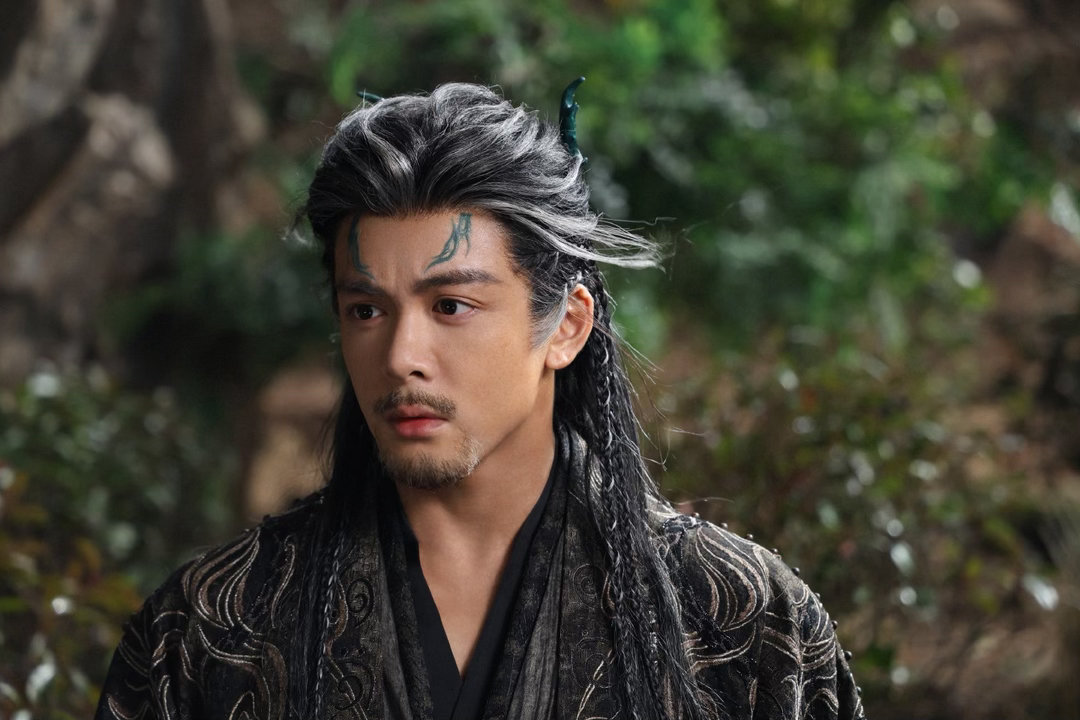 曾舜晞这段宿命感虐到心口发紧 被曾舜晞的武拾光狠狠戳中！从温柔相依到刀剑相向，宿