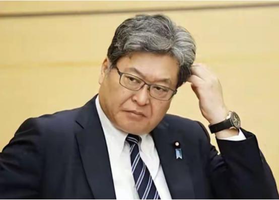 日本不想认输！准备在近期，派一支30名国会议员组成的、历史上最庞大的代表团，窜访