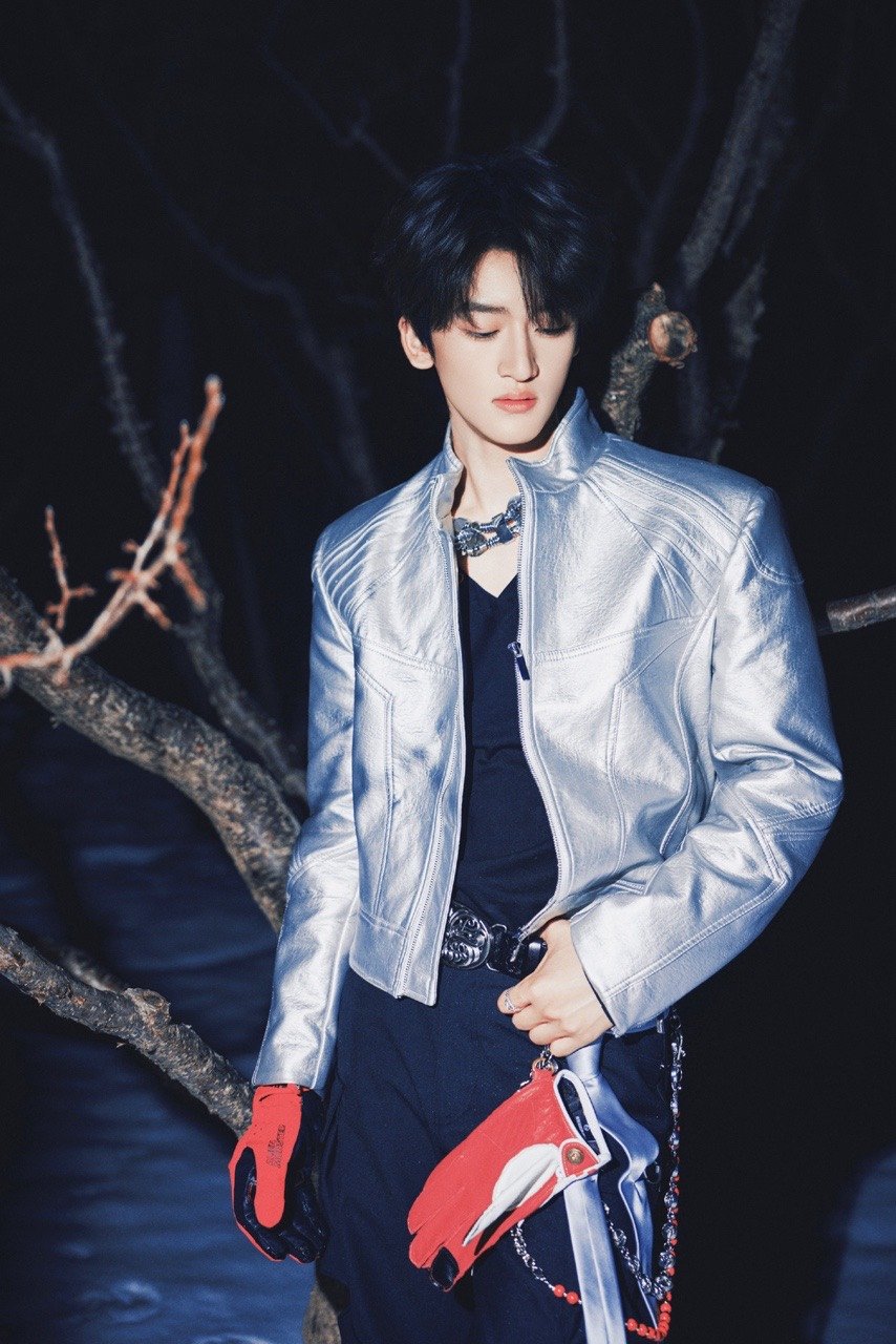 TFING妆造正确TFING元宵妆造 TFING元宵妆造，舞台见 