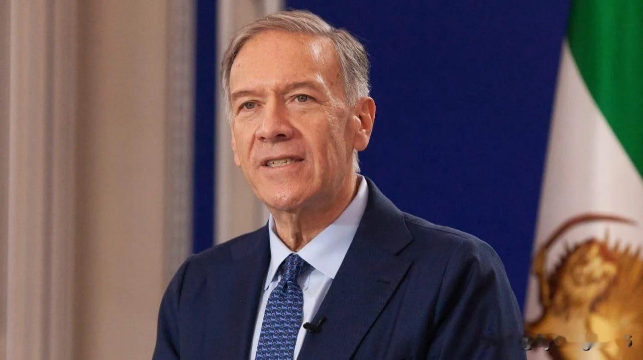 美国前国务卿兼中央情报局局长迈克·蓬佩奥在迪拜举行的世界政府峰会上表示，在伊朗现