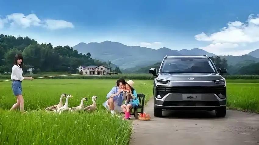 我国最赚钱的车企是：
第5名 长城汽车——全年盈利98.65亿元；
第4名 上汽