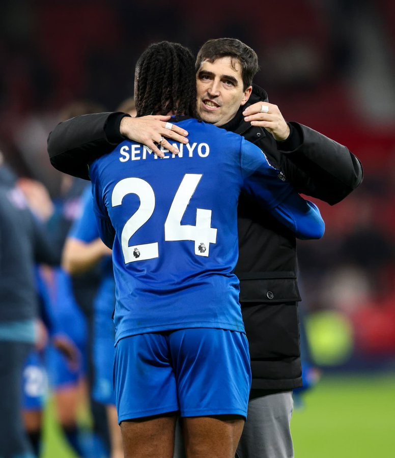 罗马诺谈及塞门约“很多人都在问曼联的事。曼联很喜欢这名球员，阿莫林也很喜欢他。去