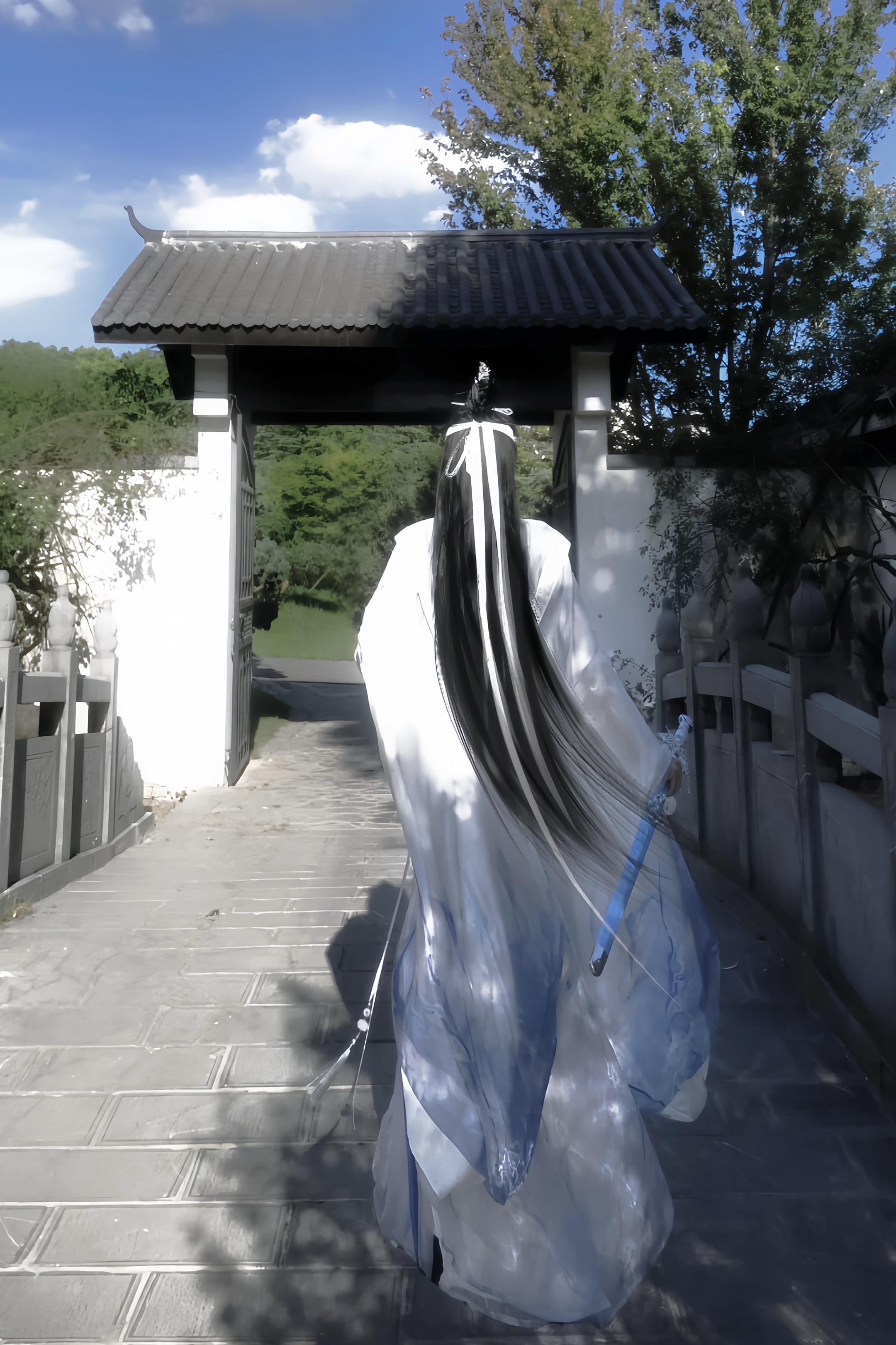 “苦等一人归”