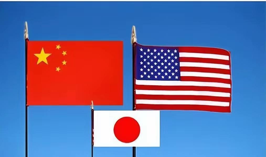 美国都不敢在亚太对华开战，为什么日本右翼敢赌国运？

美国防长赫格塞思2025年