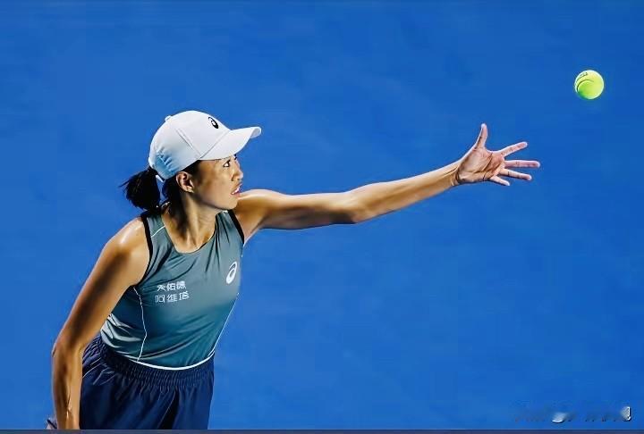 今日的日本横滨ITF W50女单半决赛，赛会头号种子、36岁的中国金花张帅继续前