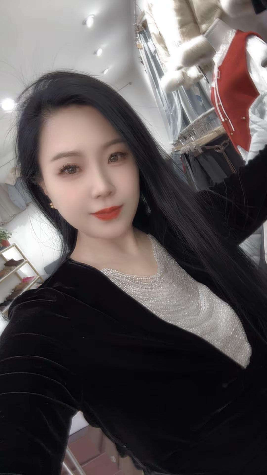 “世界上最温柔的四个字               大概就是：WYZZ ”