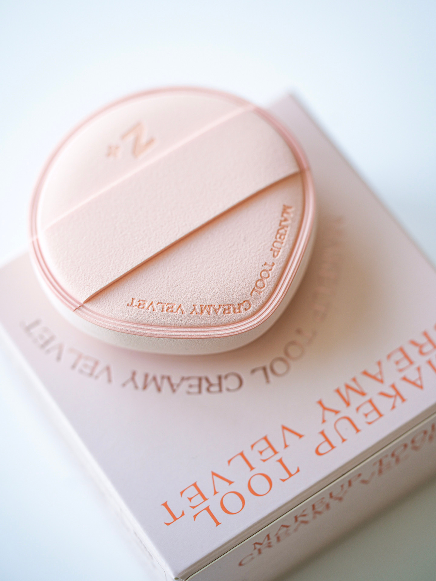 姐妹们快看过来👀！这款棉花糖粉扑真的巨巨巨好用，加厚加软很Q弹😌，一点都不吃