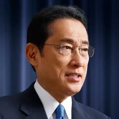 日本前首相岸田文雄2月4日发文说：“作为一个岛国，资源匮乏、人口不断减少、又不具