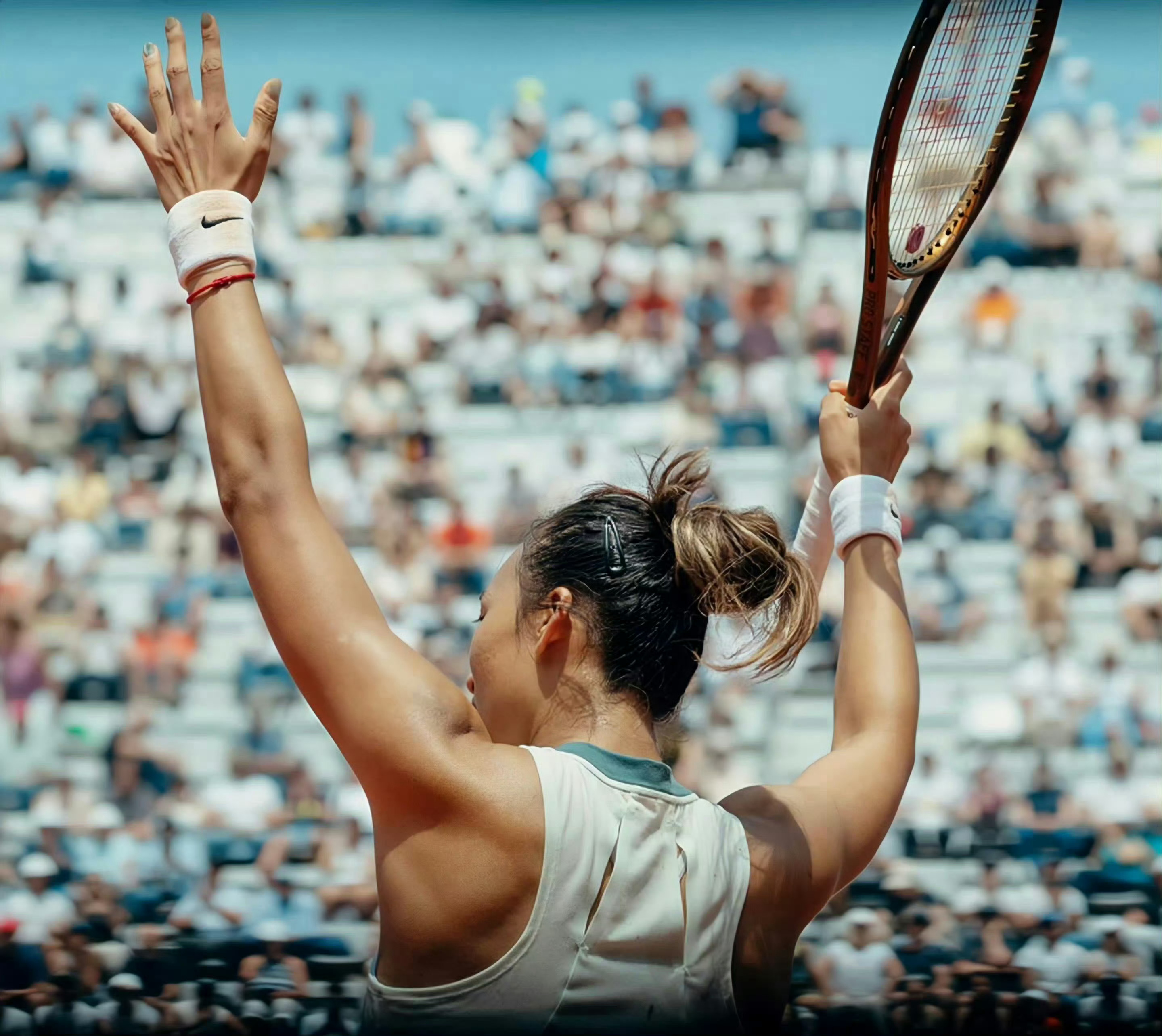 郑钦文6:3 扳回一盘，决胜盘加油💖郑钦文的黑子是不是比谷爱凌的还多啊？我的天