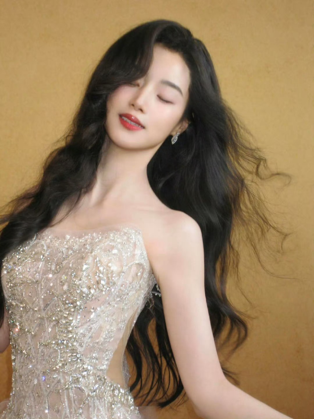 短国女主们来给内娱补货了 四位短剧女主组团来袭！飒爽韩雨彤、温柔李柯以、治愈王小