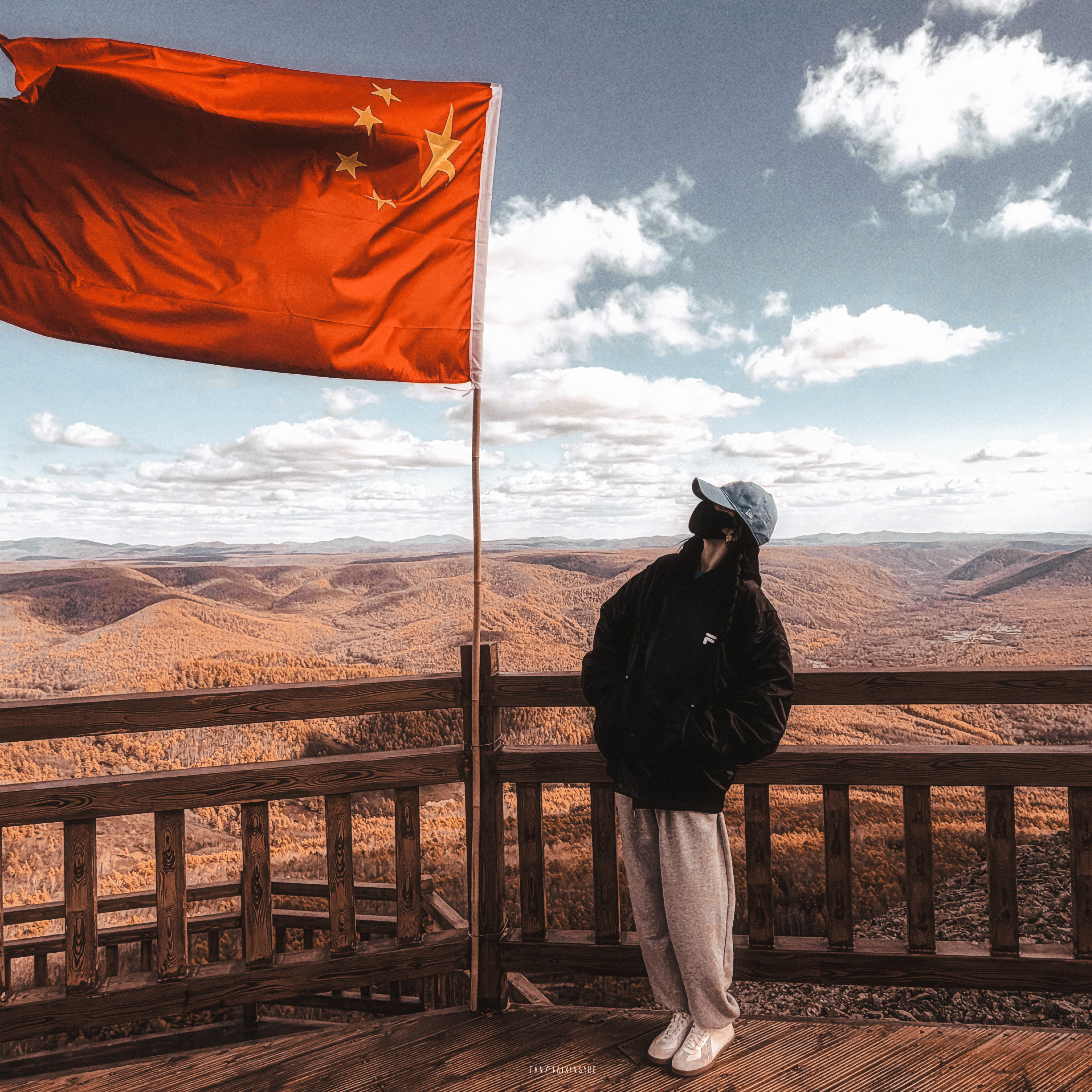 ▪️ 杨幂 ｜ 头像12p 🗼“ 天地阔，且徜徉 ” ⛰️杨幂