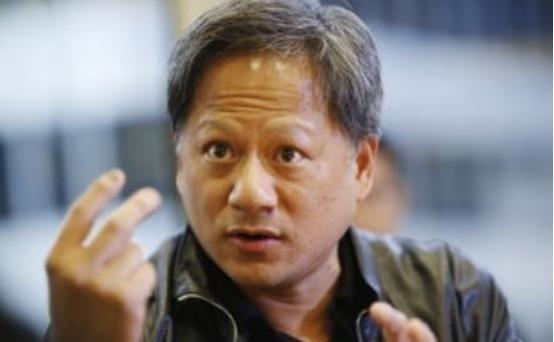 黄仁勋嘲讽美国政客没脑子，你把芯片白给解放军用，人家也不会用。据CNN报道，英伟