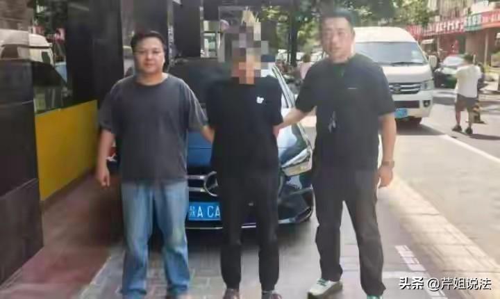 家贼难防！西安，一家卤肉店的老板在查账的时候发现少了10万块钱。原来是伙计把店内
