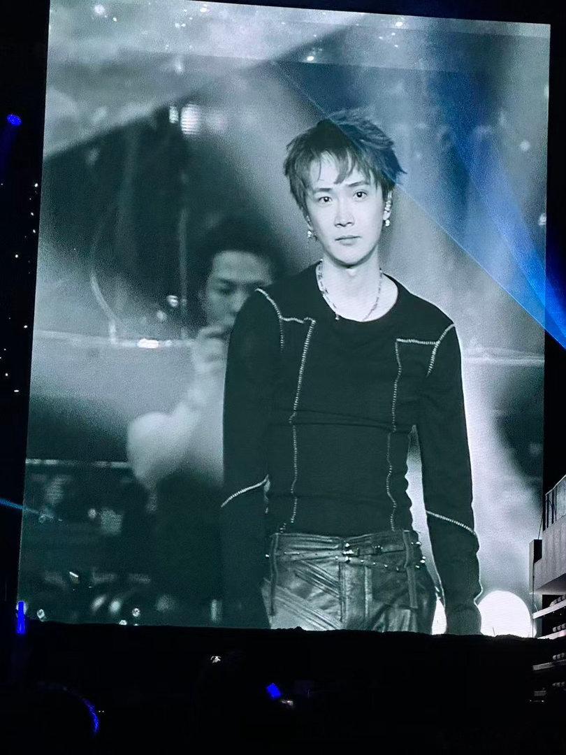 TizzyT演唱会好多新歌首唱TizzyT演唱会改了35首歌 杭州首唱含金量拉满