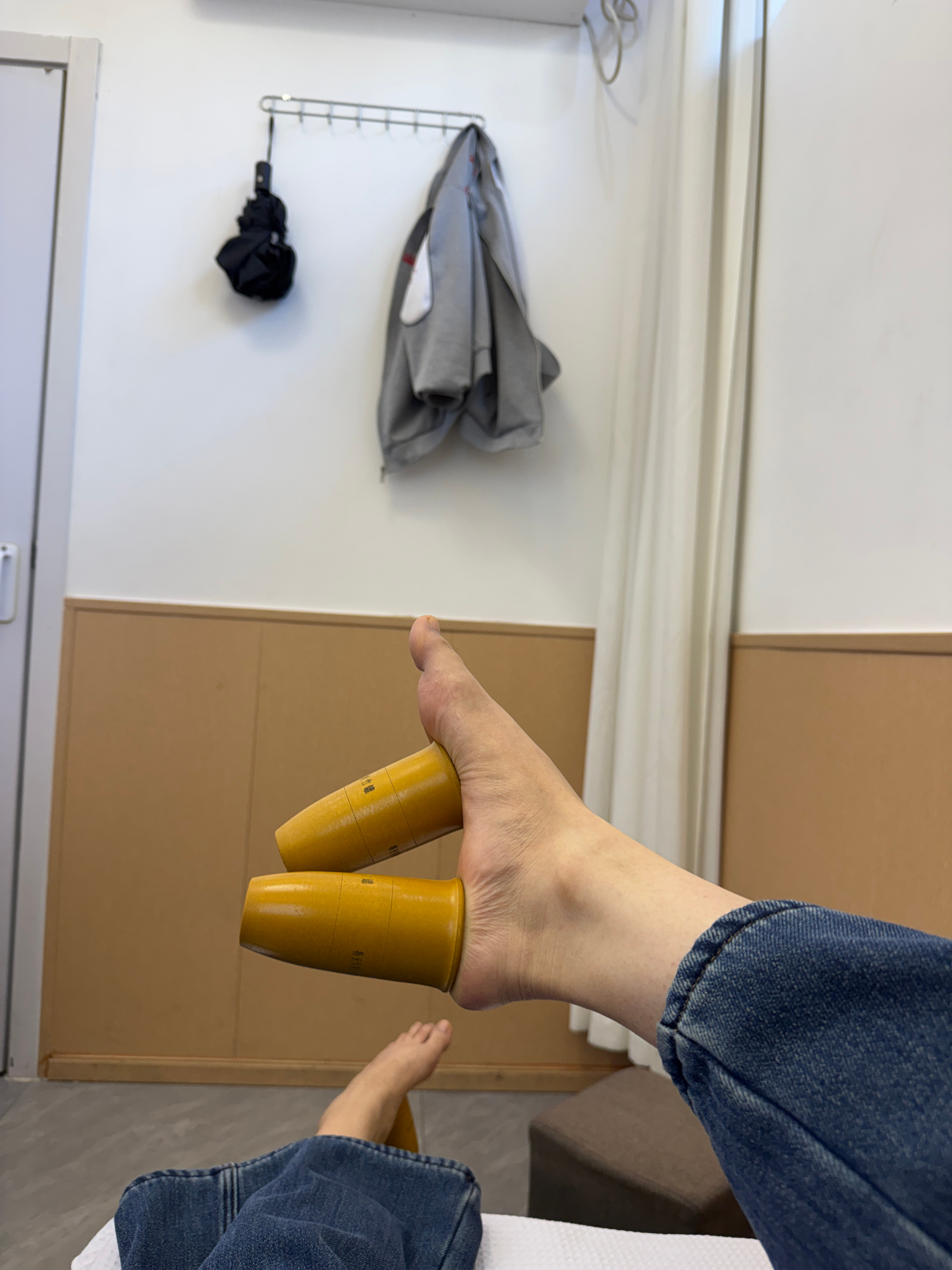 那就试试个人感觉比背好受些 