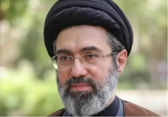 绝妙办法
 
接干了件更让人意外的操作。伊朗当局直接给全国8500万人主动断了互