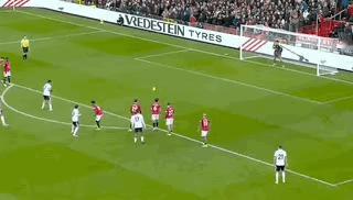 曼联3-2富勒姆，2球领先被扳平，绝杀点爆全场，3连胜有防守隐忧曼联与富勒姆的这