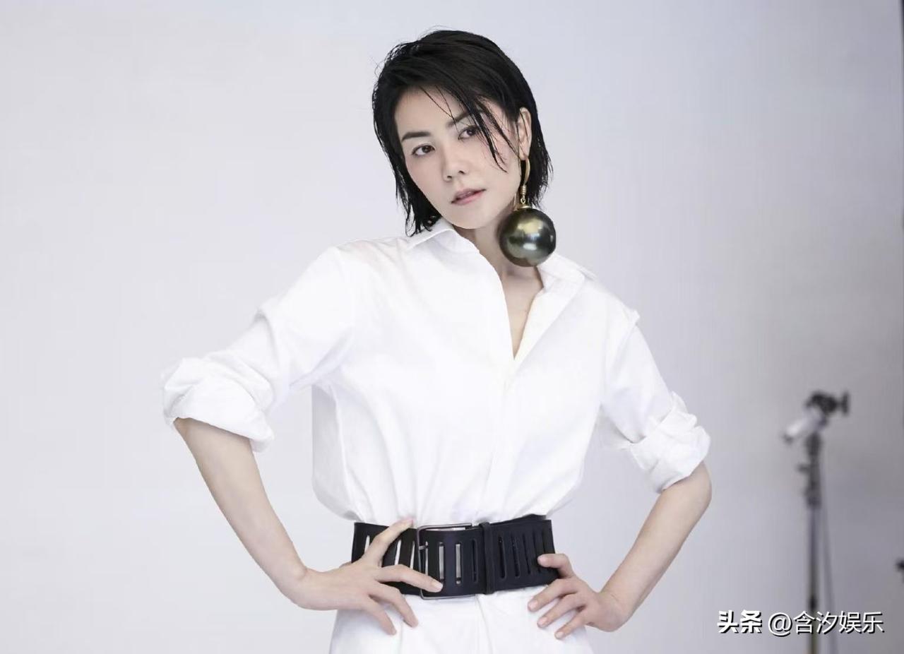 拍《天龙八部》时，张纪中找来王菲唱主题曲《宽恕》。他小心翼翼地问王菲:“给你多少