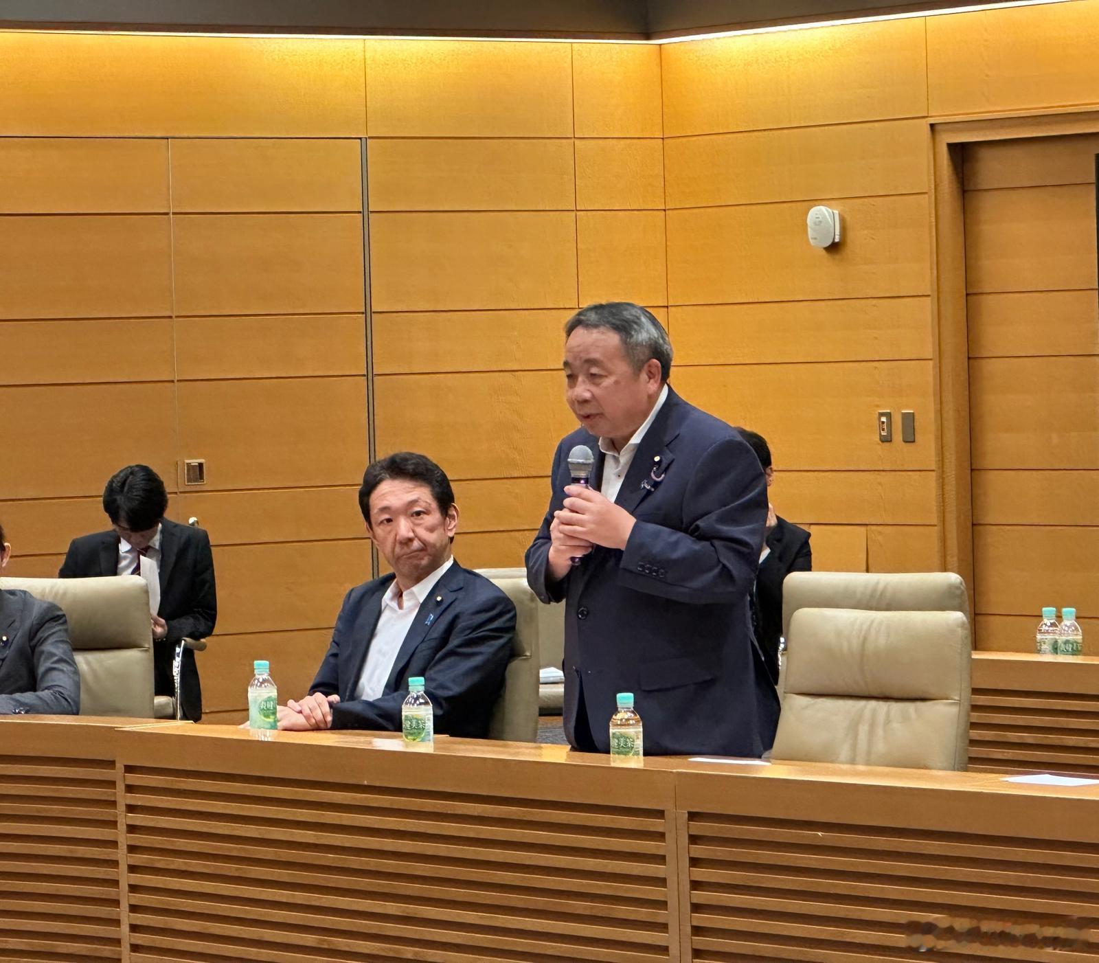 你可能以为民族败类石平只是祸台。错，它是日本右翼代理的走狗，祸疆、祸藏、祸港都有