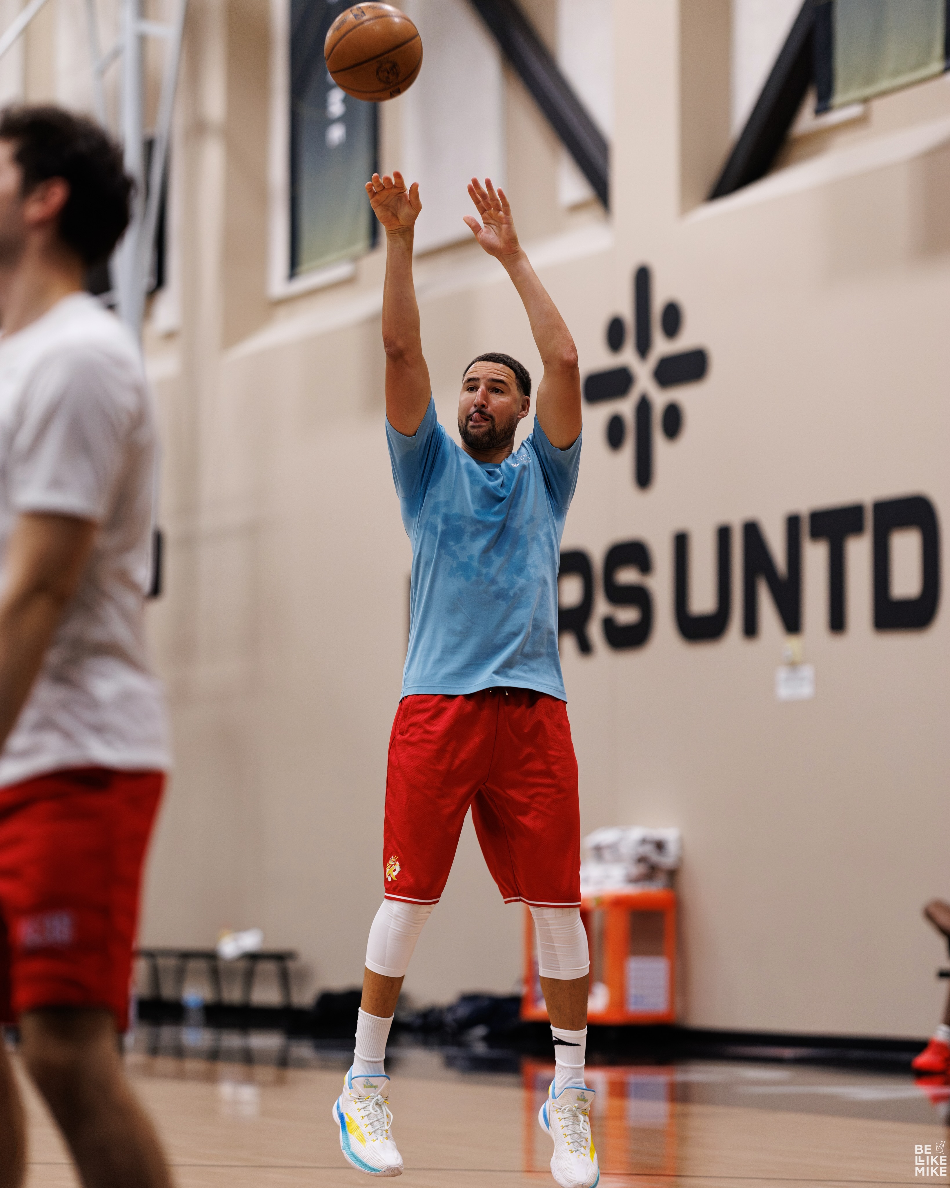 克内克特近期参加NBA球员工会球局🏀 