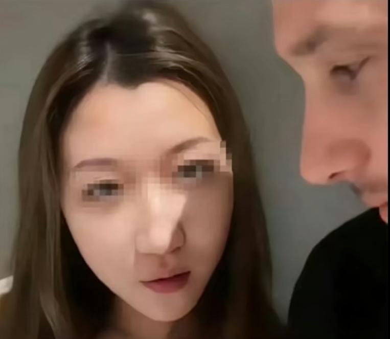 李欣莳的男朋友有多难堪？
真心谈的小女友，去了一趟上海，听说还是他给买的票...