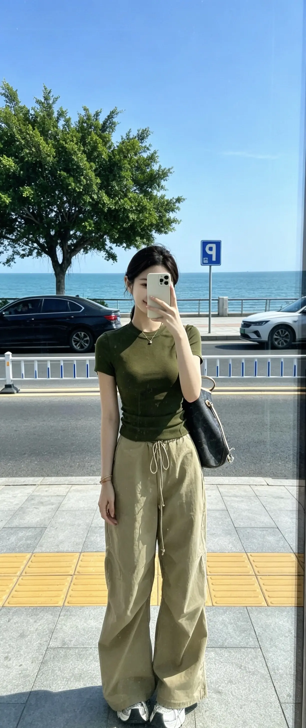 “成年人最大的清醒：                         ...